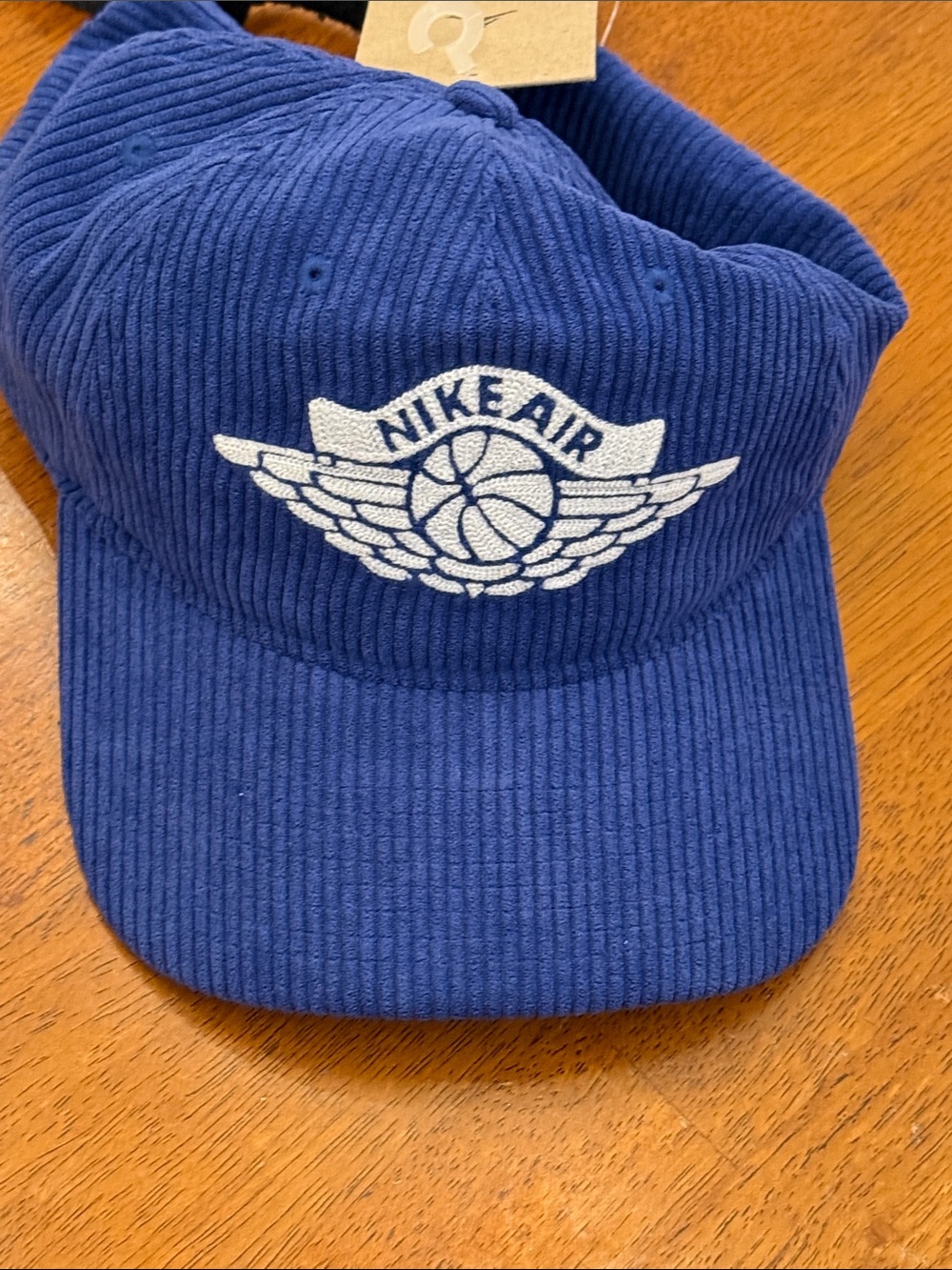 Nike men corduroy cap in royal blue with white logo